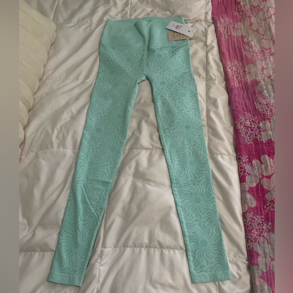 NWT Spiritual Gangster Love Sculpt Jacquard Legging